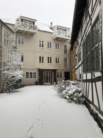 Stemningsfuld Lejlighed - 3 Minutters Gang Fra H.C. Andersens Hus Leilighet Odense Eksteriør bilde